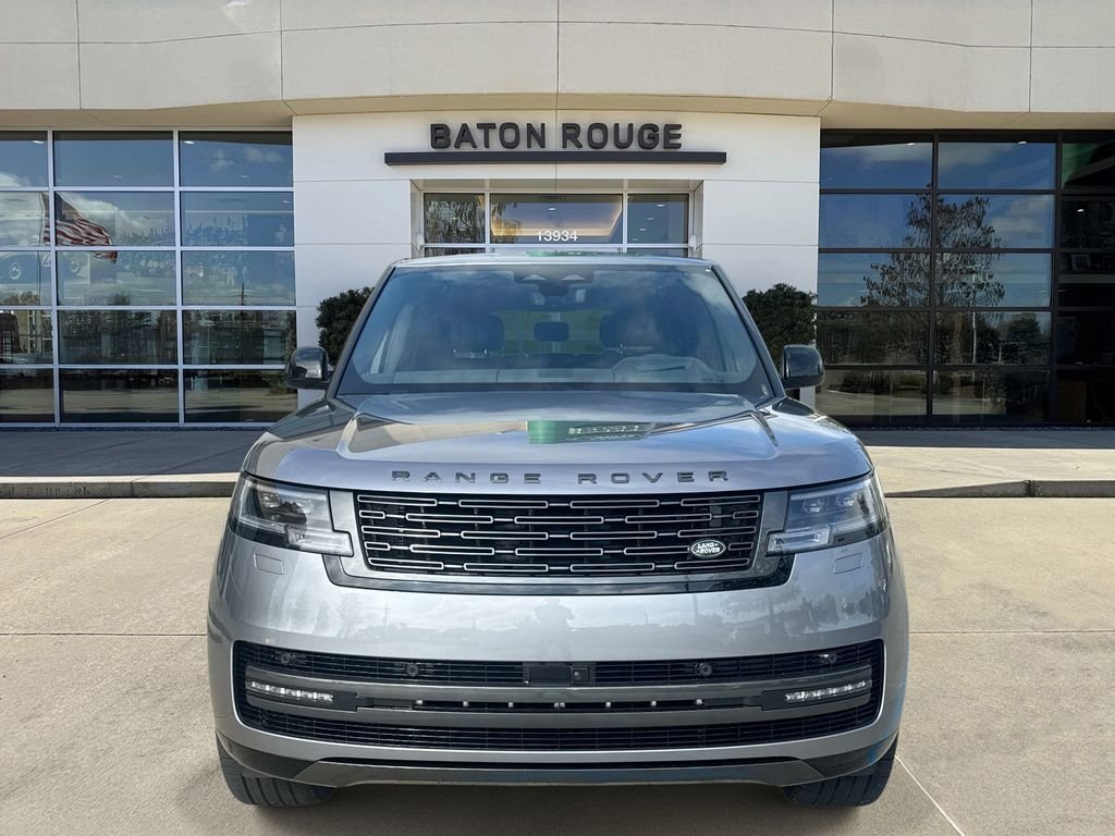 New 2026 Eiger Grey LAND ROVER SE LWB 7-Seats / V8 image 2