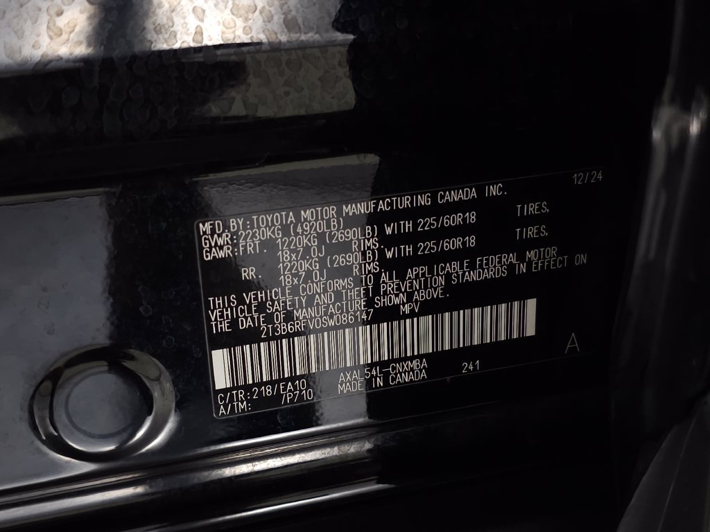 Used 2025 Black Toyota XLE Premium image 33