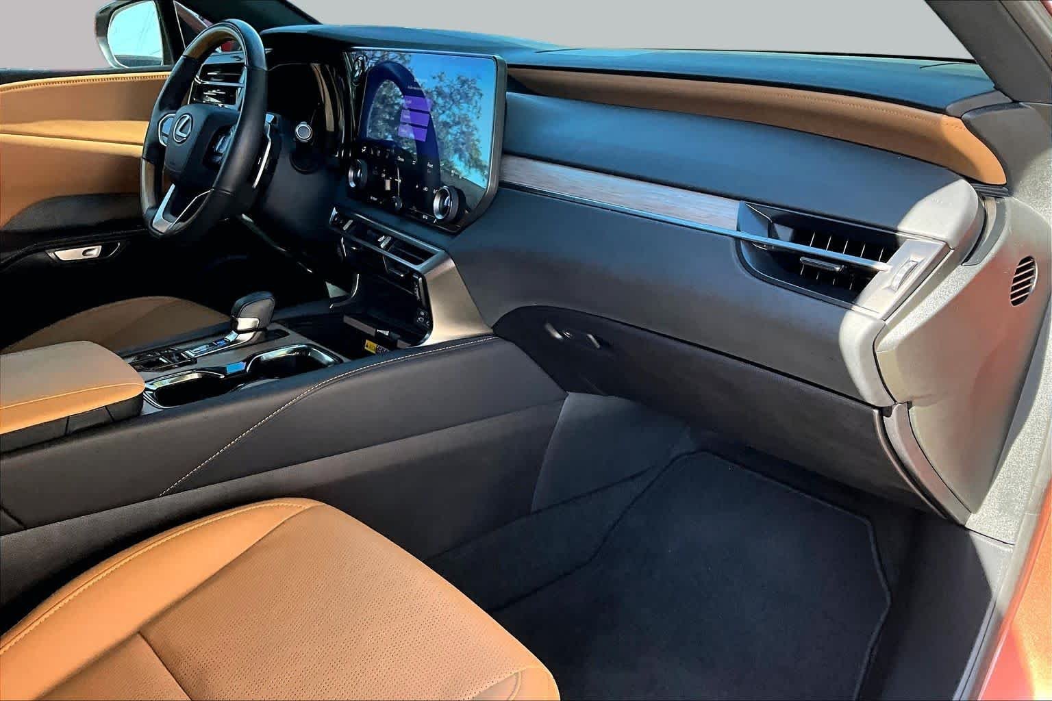 Used 2024 Copper Crest Lexus Premium Plus image 19
