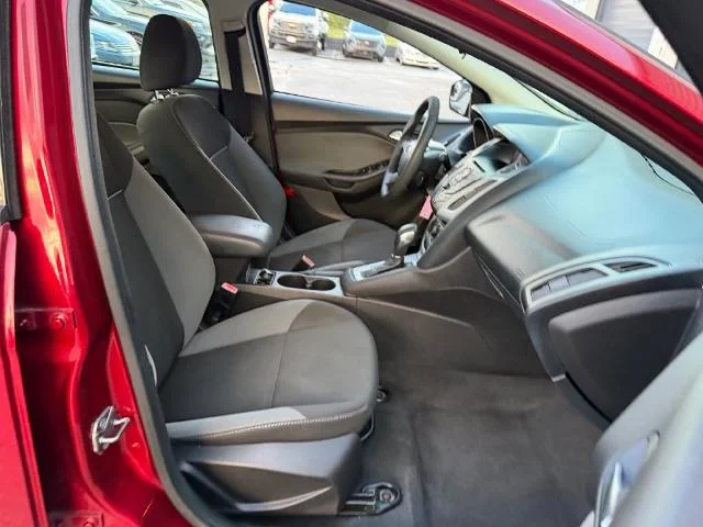 Used 2013 Ruby Red Metallic Ford SE image 44