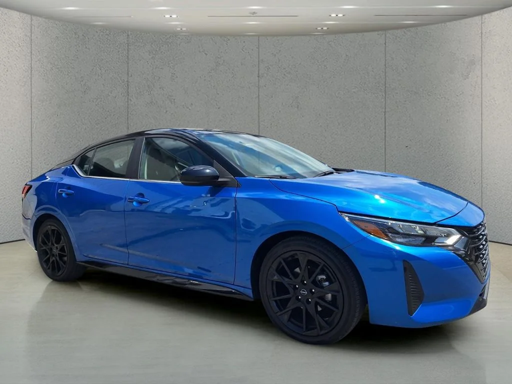 Certified Used 2025 Blue Nissan SR image 3