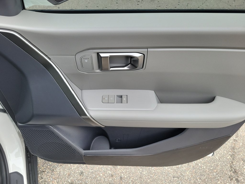 New 2027 Snow White Pearl Kia S image 8