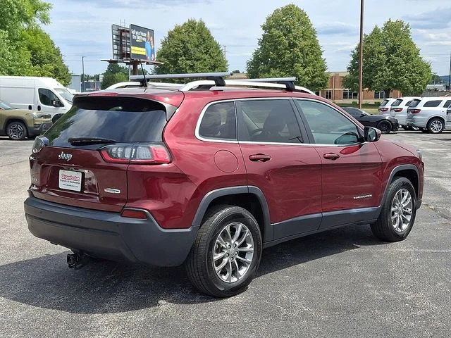 Used 2020 Red Jeep Latitude Plus image 2