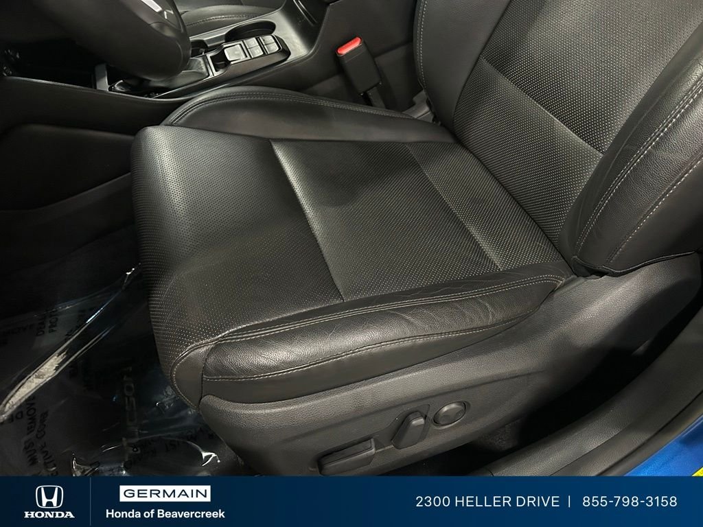 Used 2019 Aqua Blue Hyundai Limited image 19