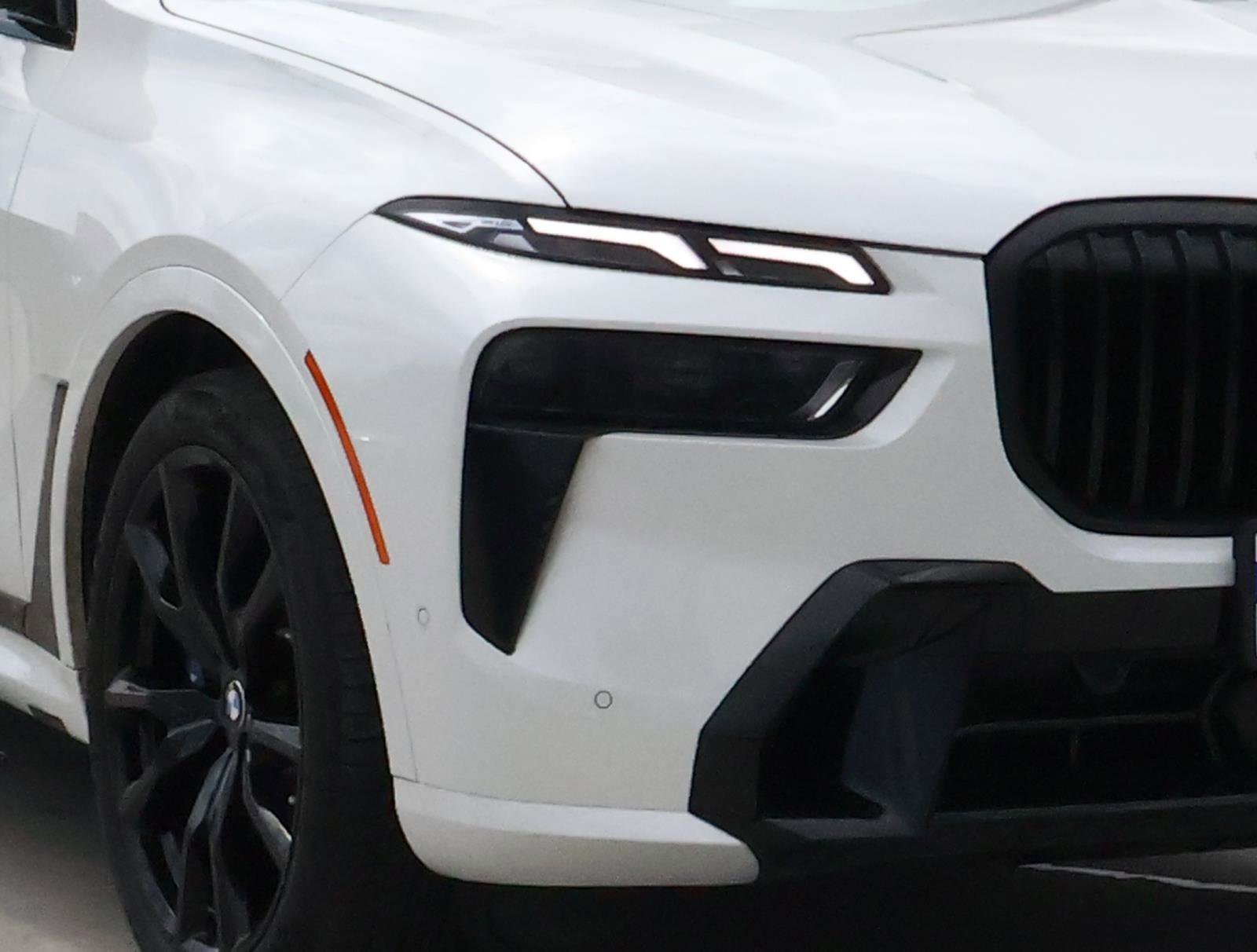 2026 BMW X7 40i - Photo 7