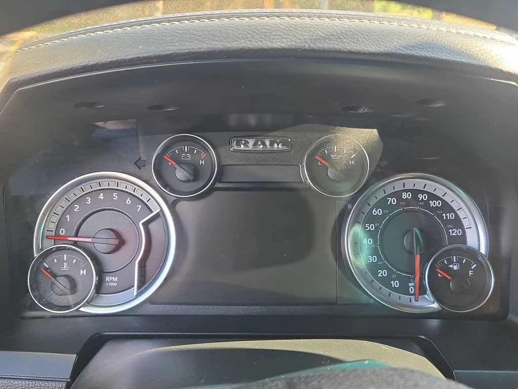 Used 2018 Gray Ram Sport image 43
