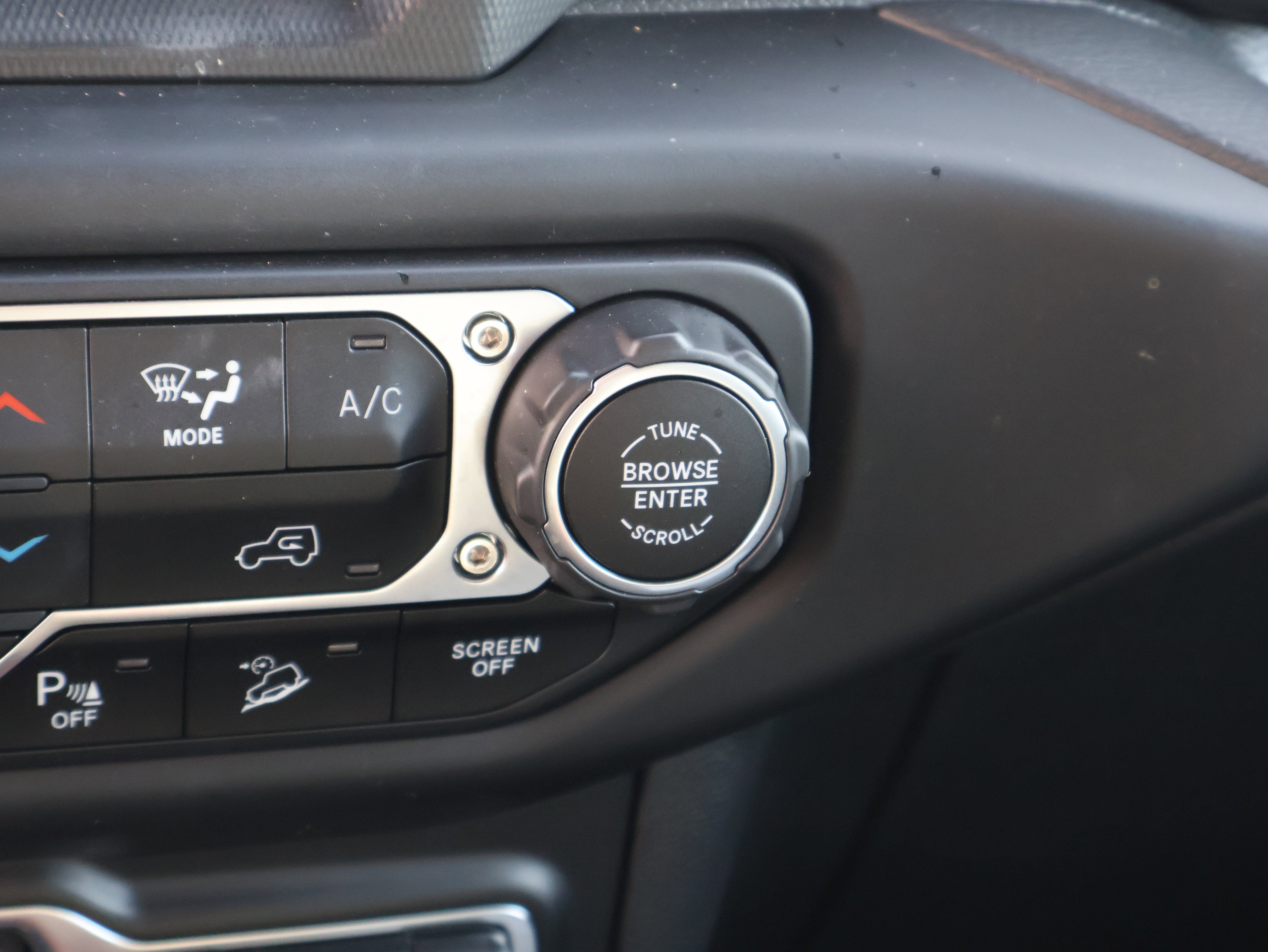 2021 Jeep Wrangler Unlimited Sahara - Photo 33