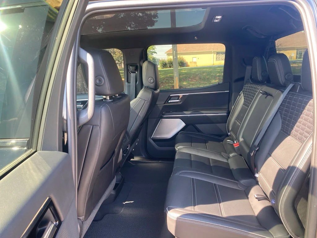 Used 2025 Onyx Black GMC Max Range Denali image 13