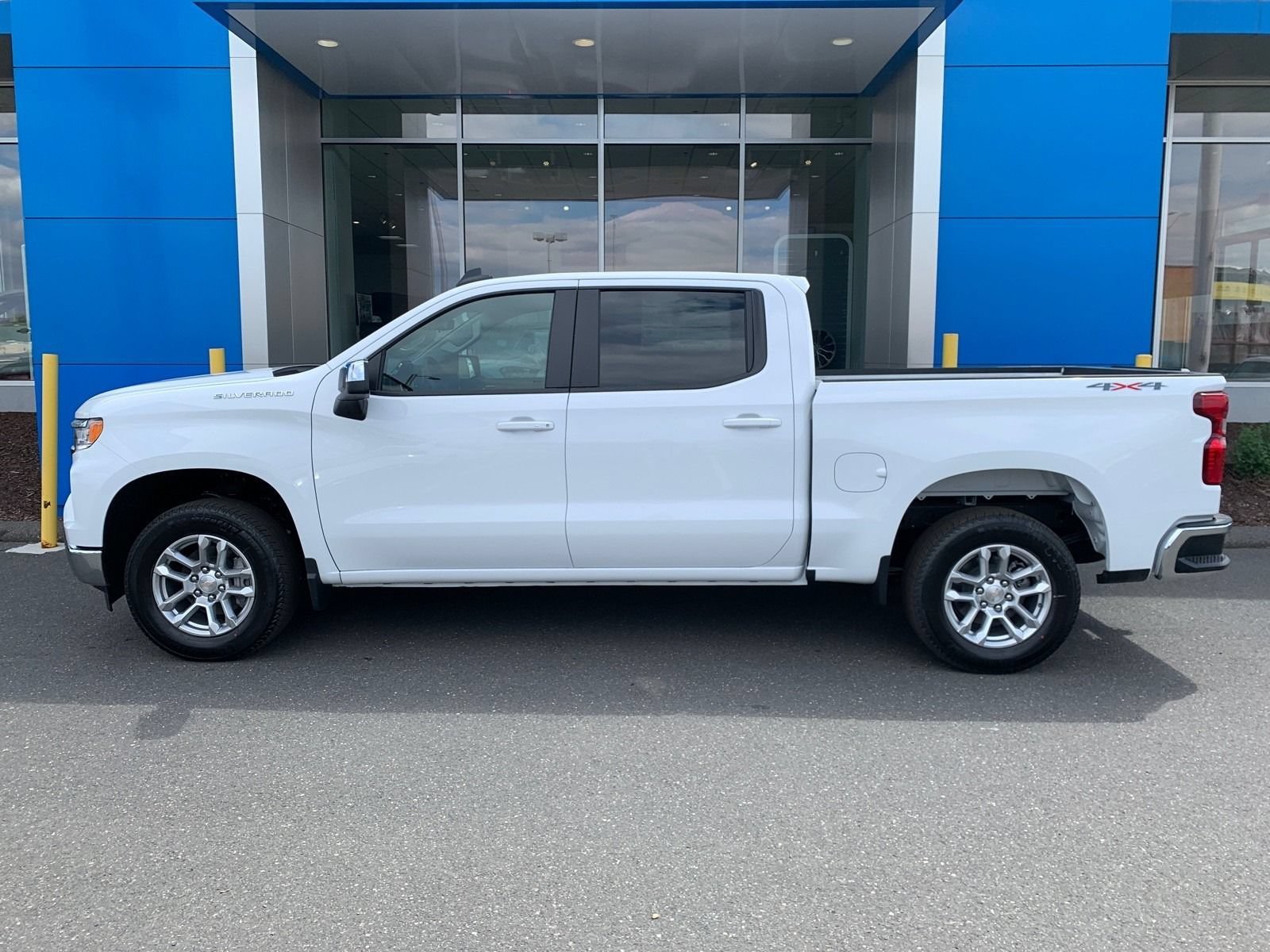 New 2026 Summit White Chevrolet LT (2FL) with Convenience Package - Trailering Package image 8