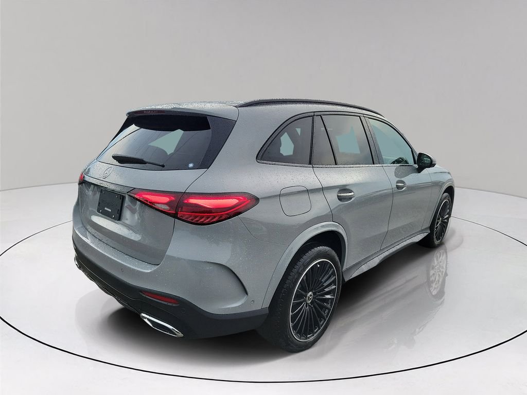 New 2027 MANUFAKTUR Alpine Grey Mercedes-Benz GLC 300 image 6