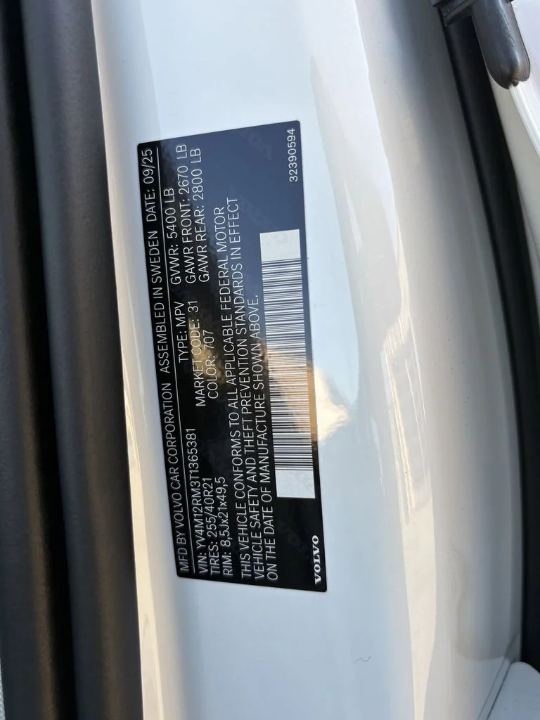 New 2026 Crystal White Volvo Ultra image 31