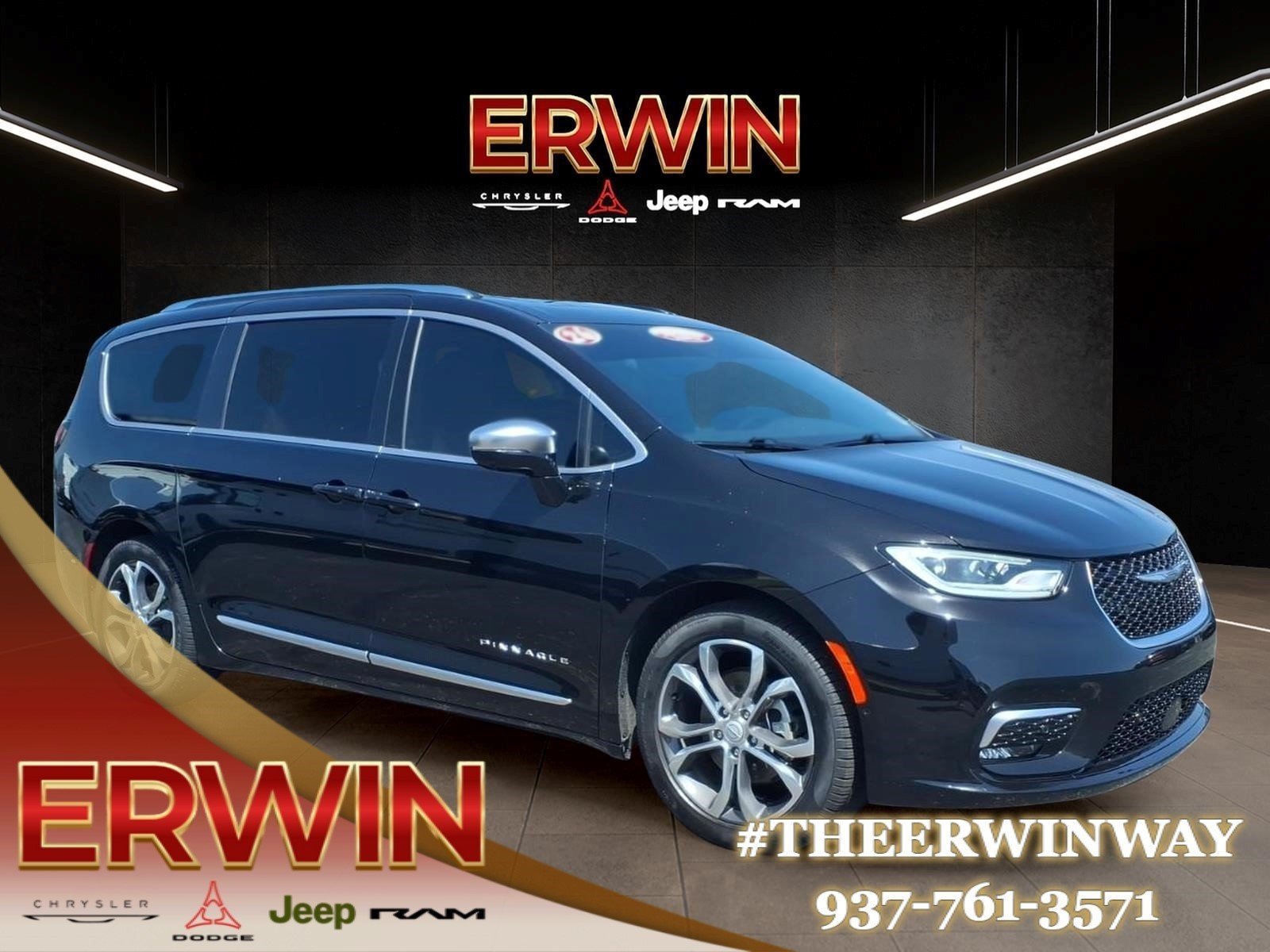 2026 Chrysler Pacifica Pinnacle's photo