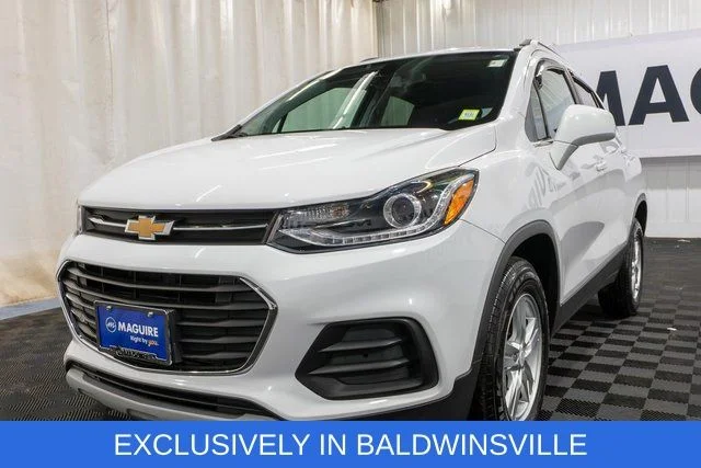 Used 2020 White Chevrolet LT image 2
