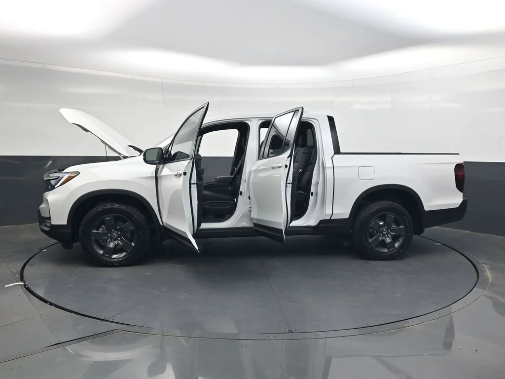 New 2026 Platinum White Pearl Honda TrailSport image 33