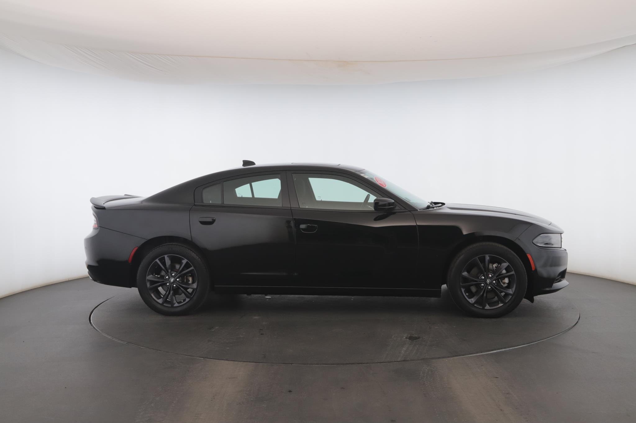 Used 2023 Pitch Black Clearcoat Dodge SXT AWD image 21