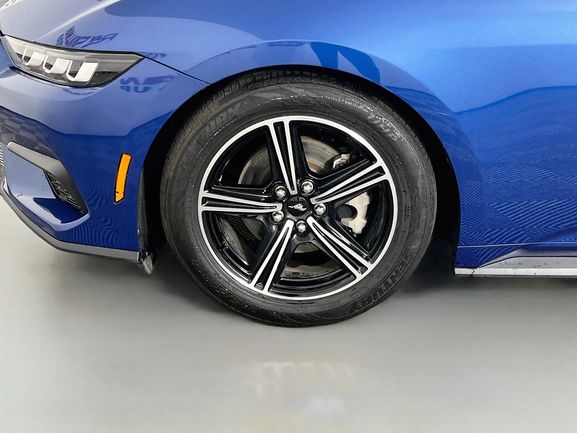 2024 Ford Mustang EcoBoost Premium - Photo 10