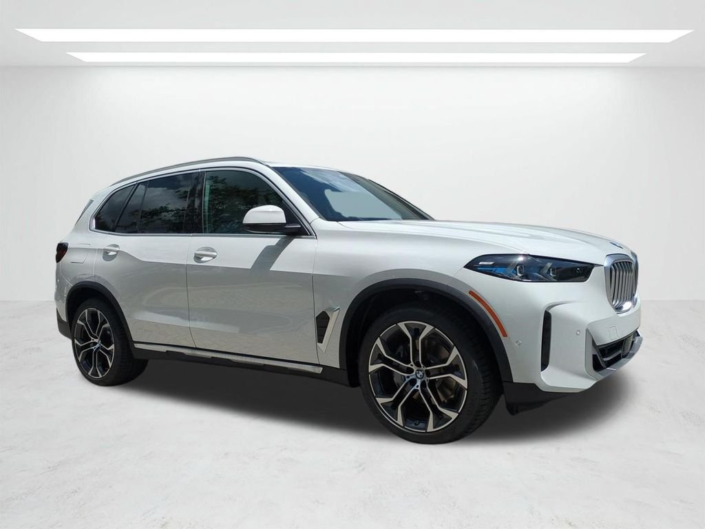 New 2026 Alpine White BMW xDrive40i image 2