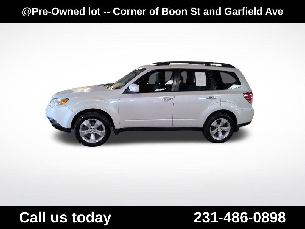 Used 2011 White Subaru 2.5X image 2