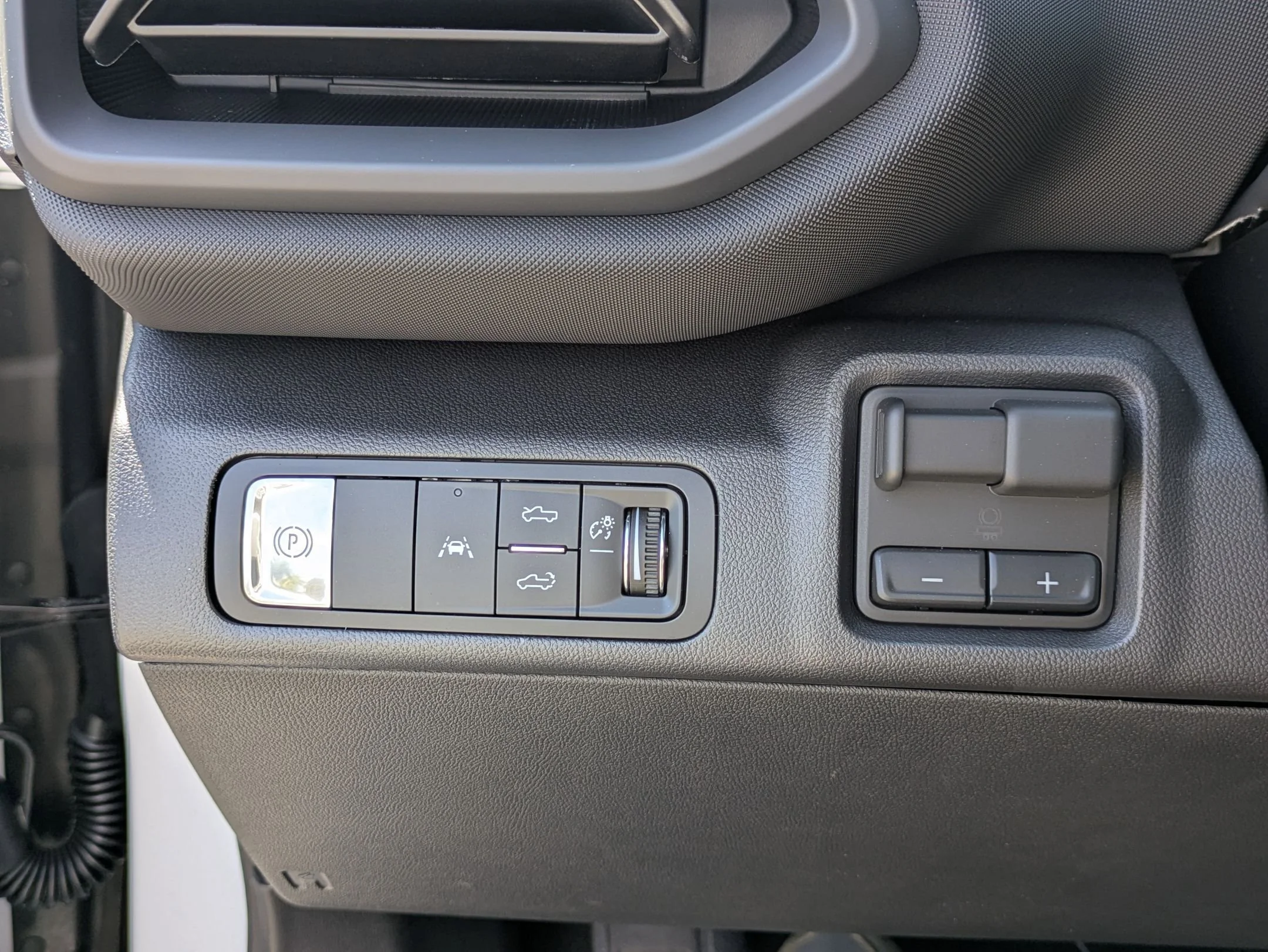2026 Chevrolet Silverado EV LT - Photo 22
