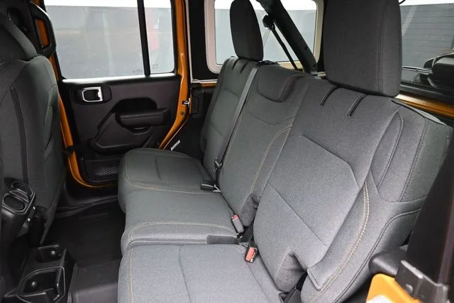 New 2026 Goldilocks Exterior Paint Jeep Sport S image 12
