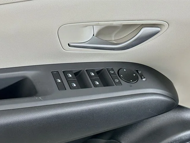 New 2026 Black Hyundai SEL image 10