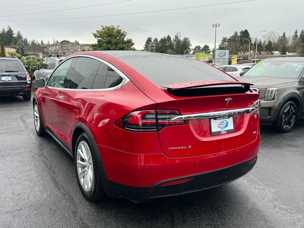 Used 2016 Red Multi Tesla 90D image 10