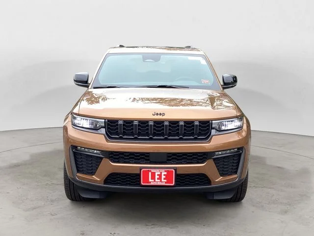 New 2026 Copper Jeep LIMITED 4X4 image 9