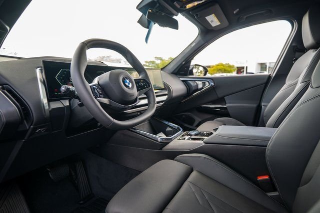 Certified Used 2026 Black Sapphire Metallic BMW 30 xDrive image 4