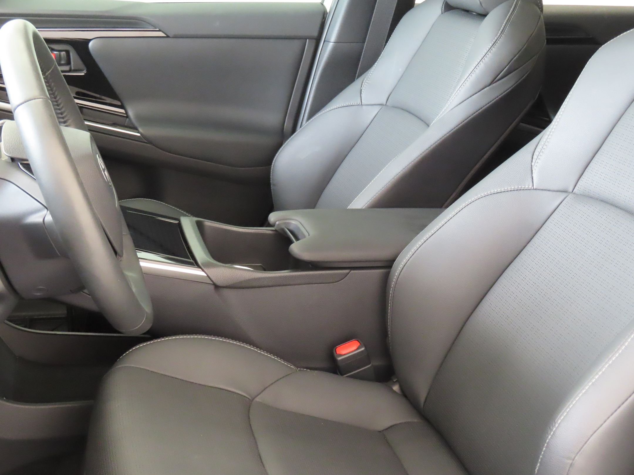 Used 2023 Silver Toyota Limited image 11