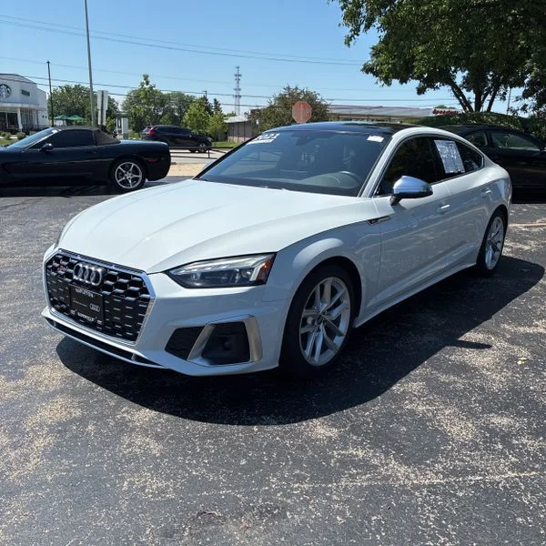 Used 2021 White Audi Premium Plus image 1