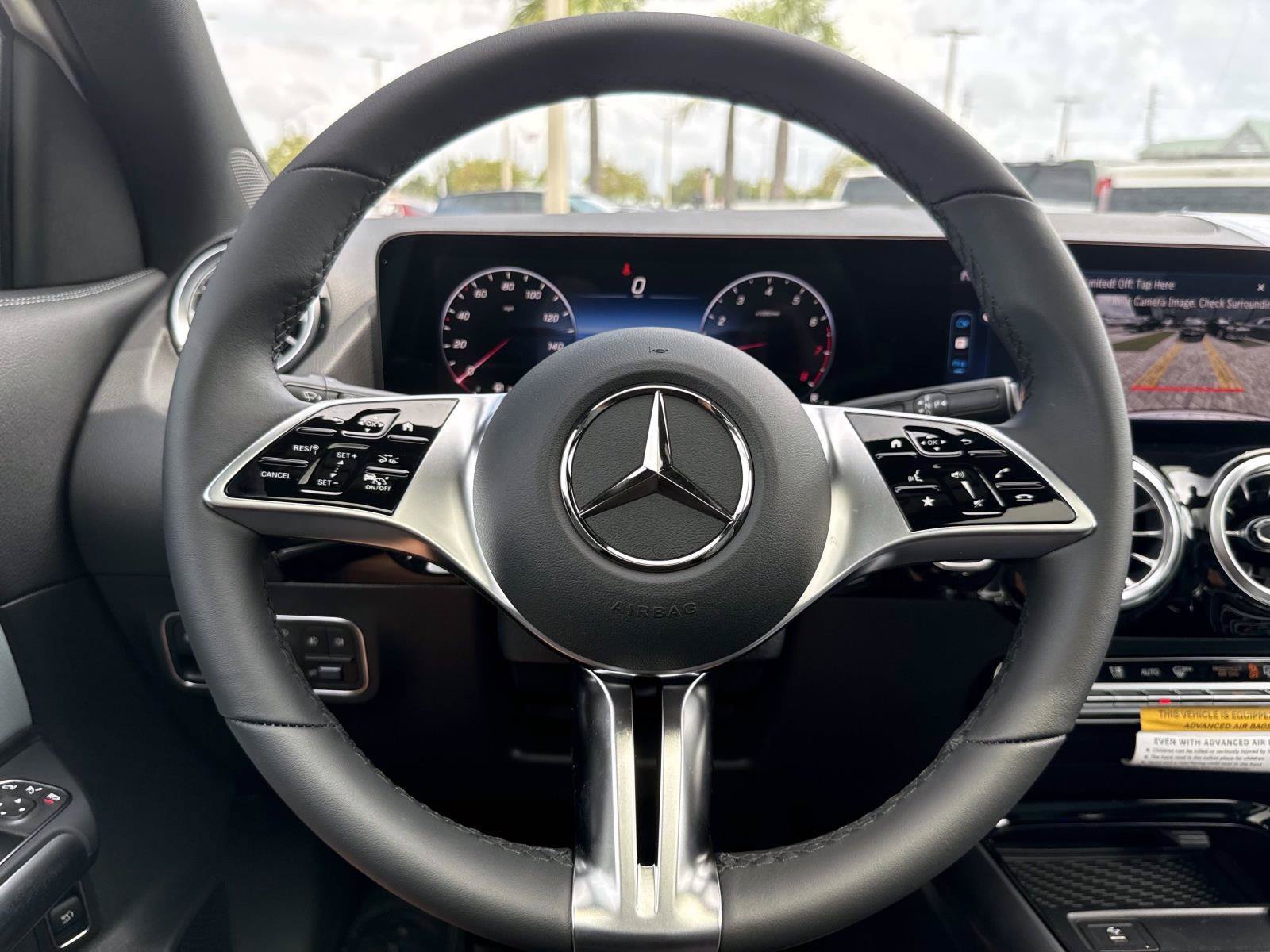 New 2026 Polar White Mercedes-Benz 250 SUV image 29