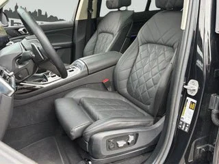 Used 2026 Black BMW xDrive40i image 10