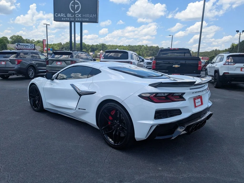 Used 2025 Arctic White Chevrolet 3LZ image 7