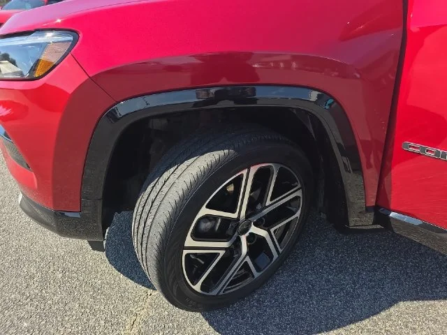 Used 2025 Red Jeep Limited image 34