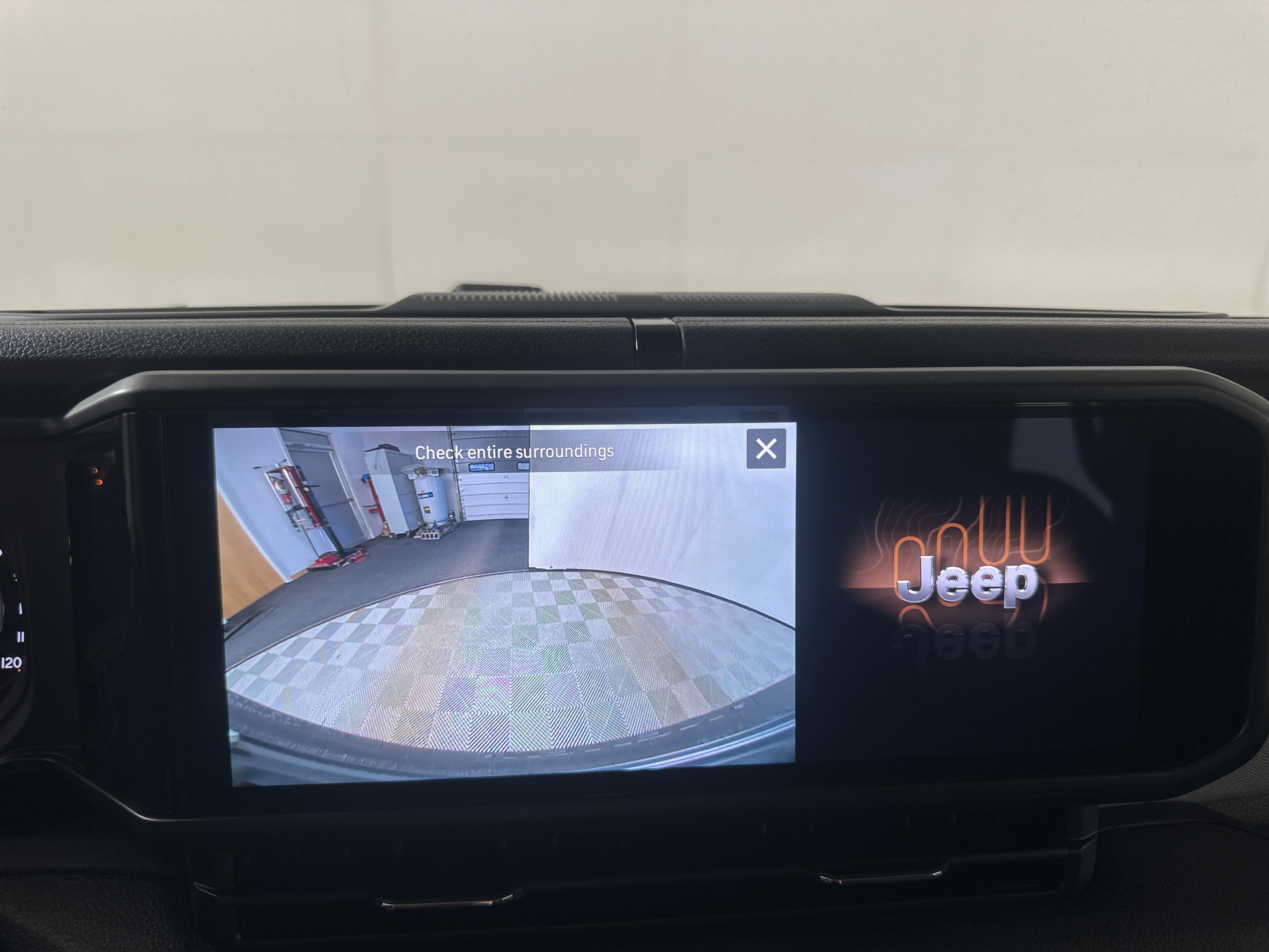 New 2026 Granite Crystal Metallic Clear-Coat Exterior Paint Jeep Sport image 18