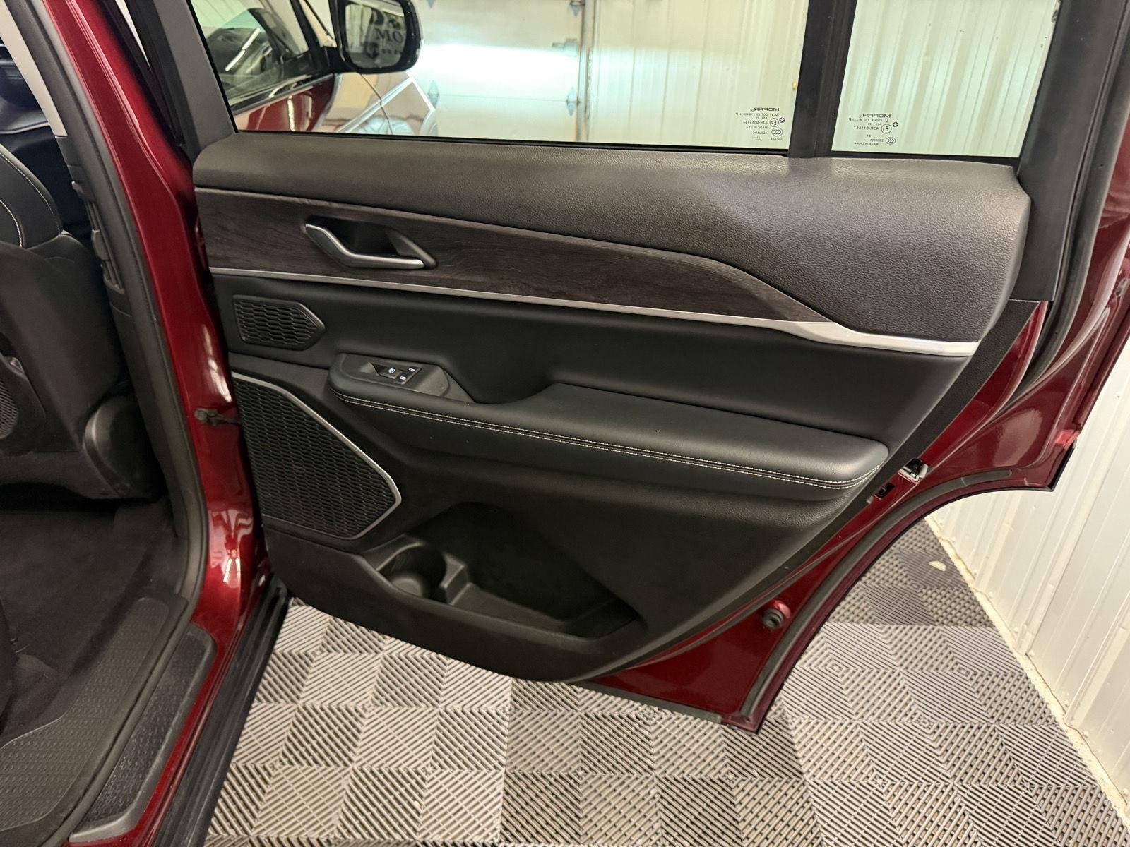 Used 2021 Velvet Red Pearlcoat Jeep Limited image 35