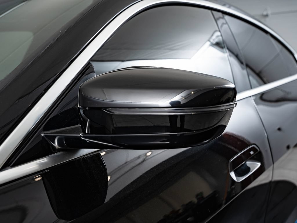 Used 2023 Jet Black BMW eDrive35 image 17