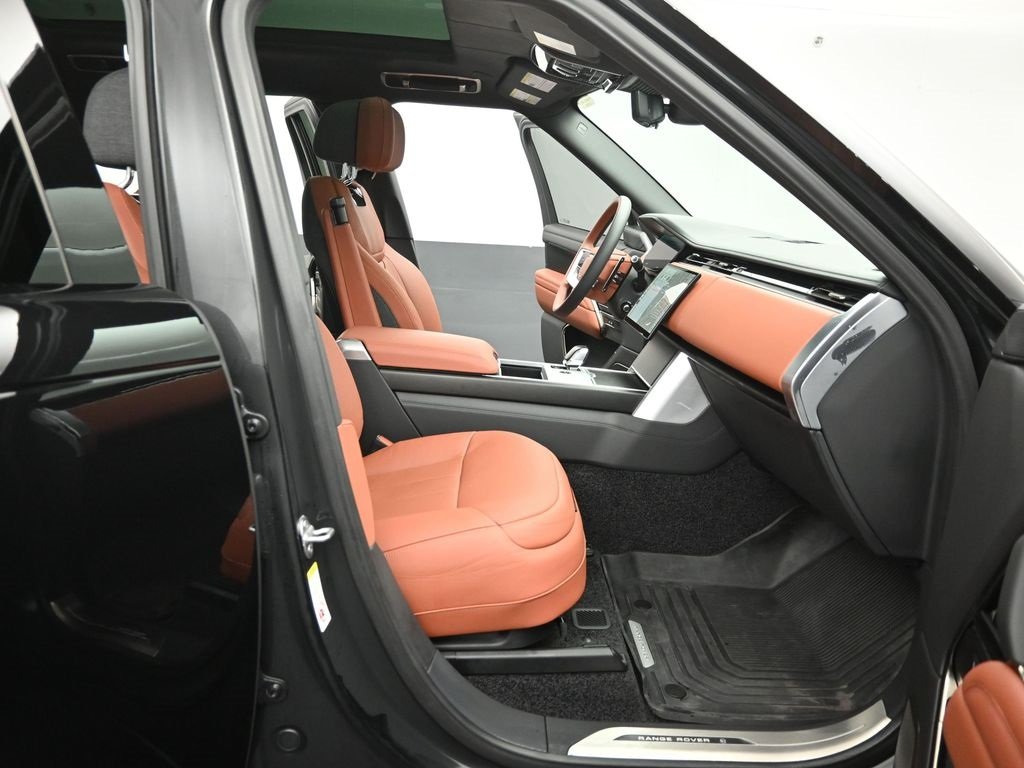 2025 LAND ROVER RANGE ROVER - Image 29