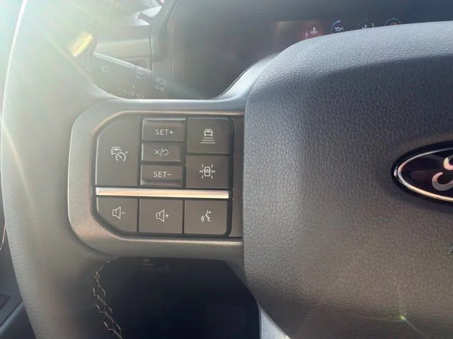 New 2026 Oxford White Ford XLT image 37