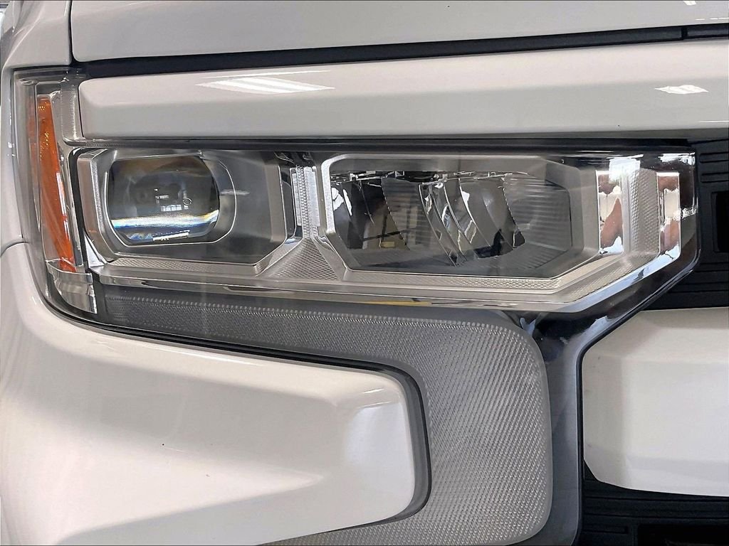 Used 2022 White Chevrolet RST image 33