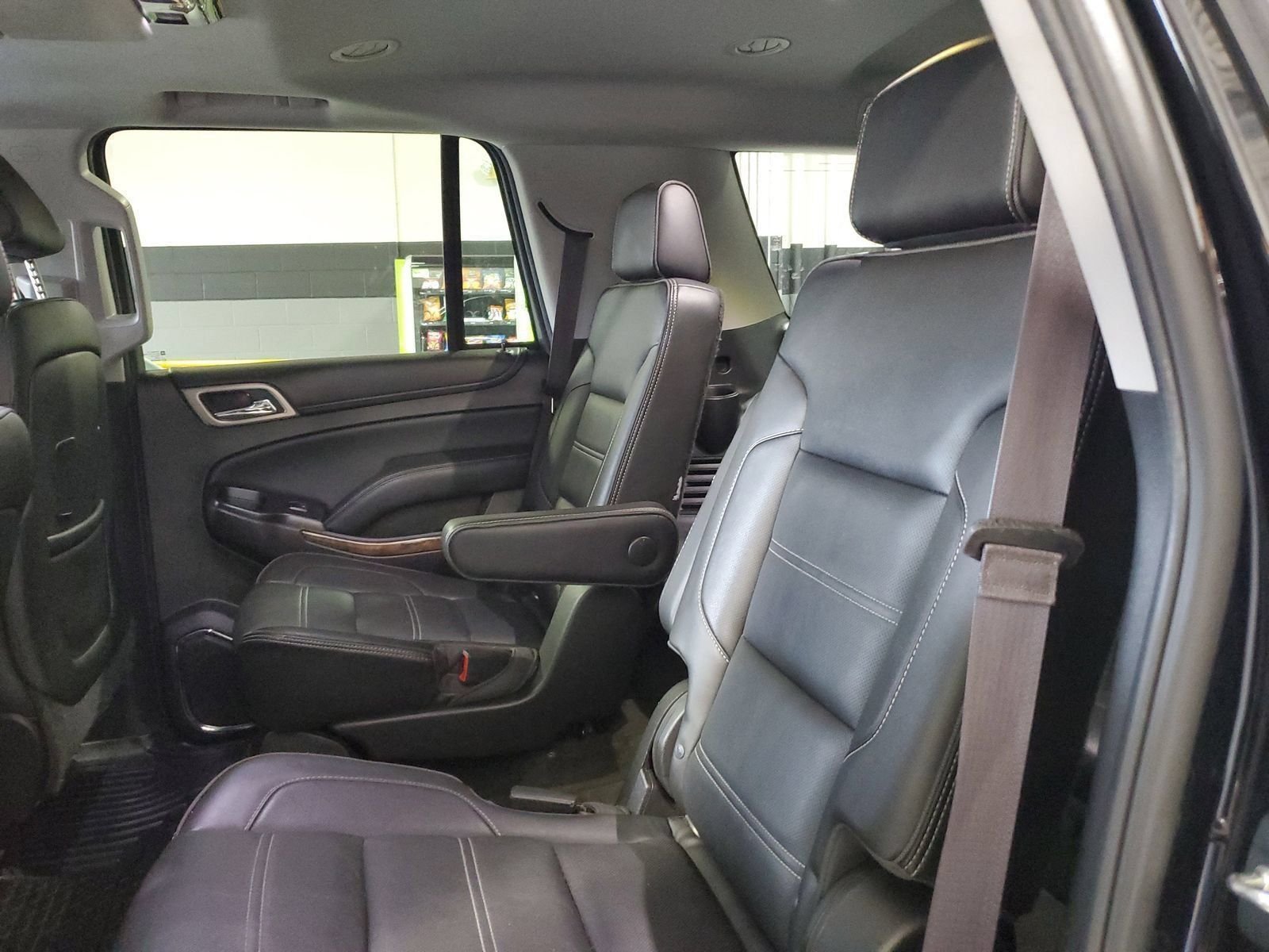 Used 2015 Black GMC Denali image 9