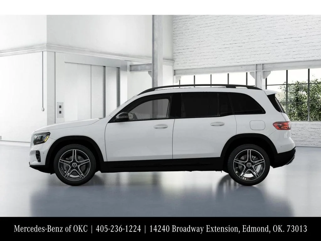 Used 2026 White Mercedes-Benz GLB 250 image 34