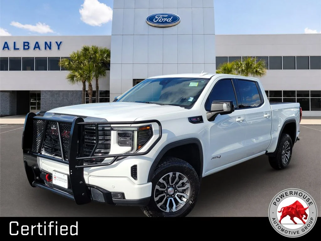 Used 2023 White GMC AT4 image 1