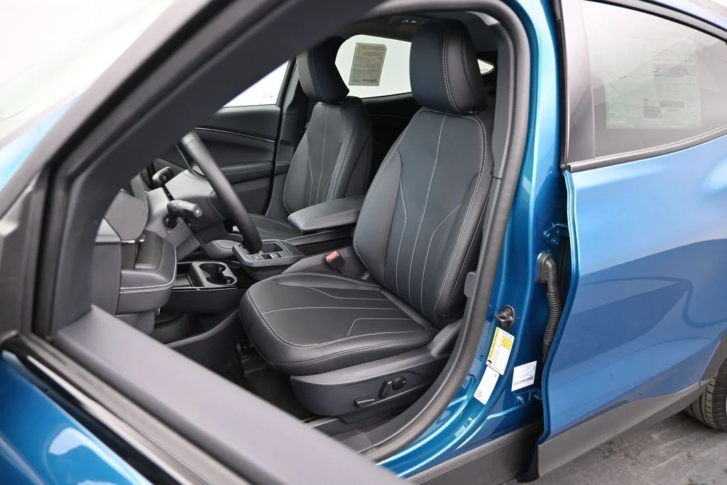 New 2026 Adriatic Blue Metallic Ford Select image 8