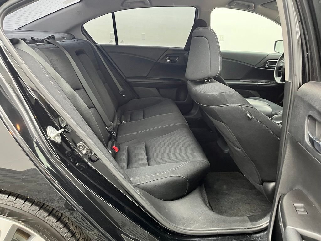 Used 2015 Alabaster Silver Metallic Honda Sport image 33