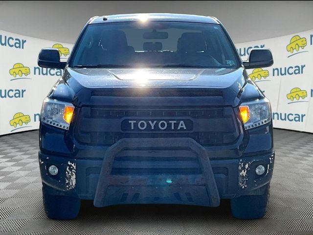 Used 2016 Black Toyota SR5 image 3