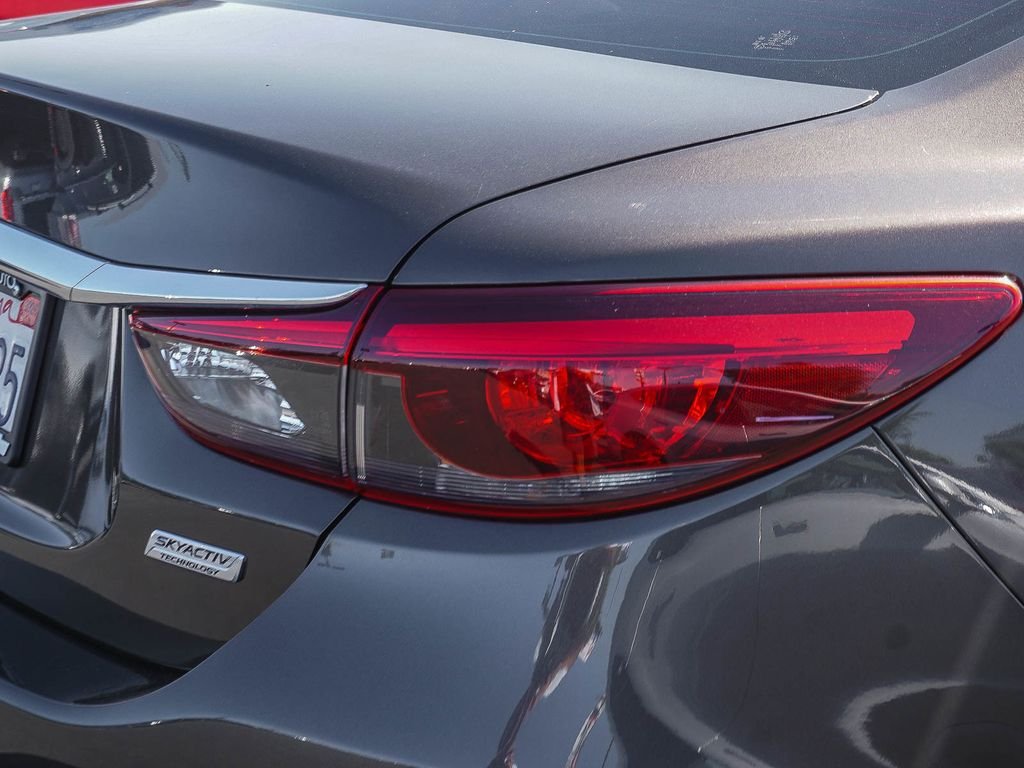 Used 2016 Silver Mazda i Touring image 7