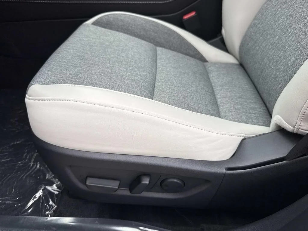 New 2026 Deep Crystal Blue Mica Mazda 2.5 S Aire Edition image 29