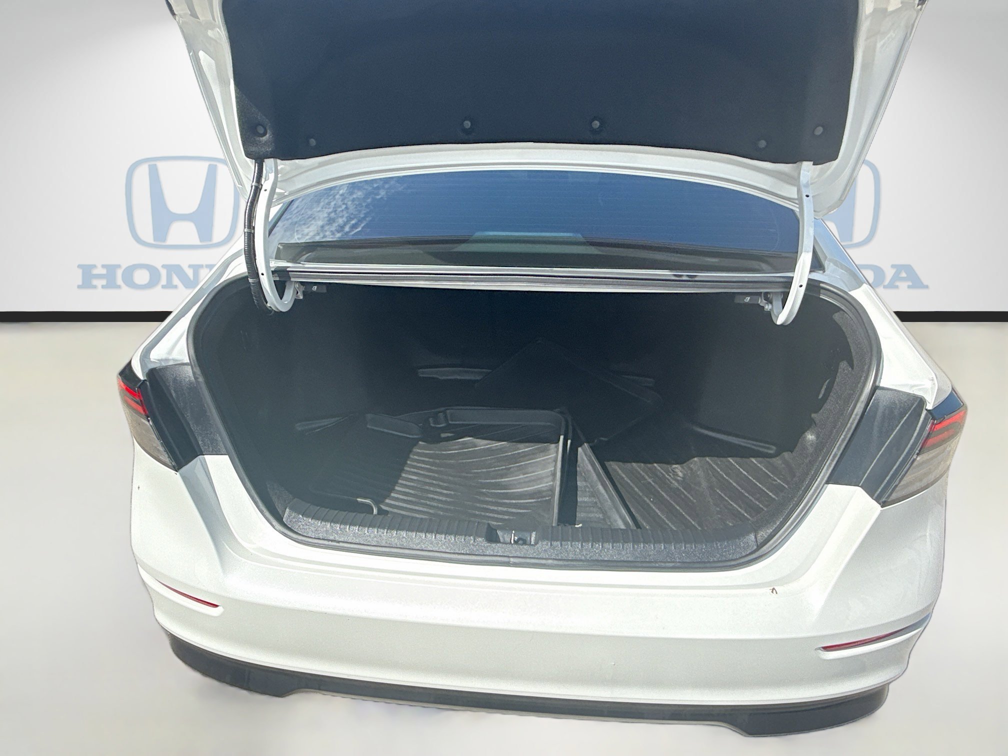 2023 Honda Accord EX - Photo 25