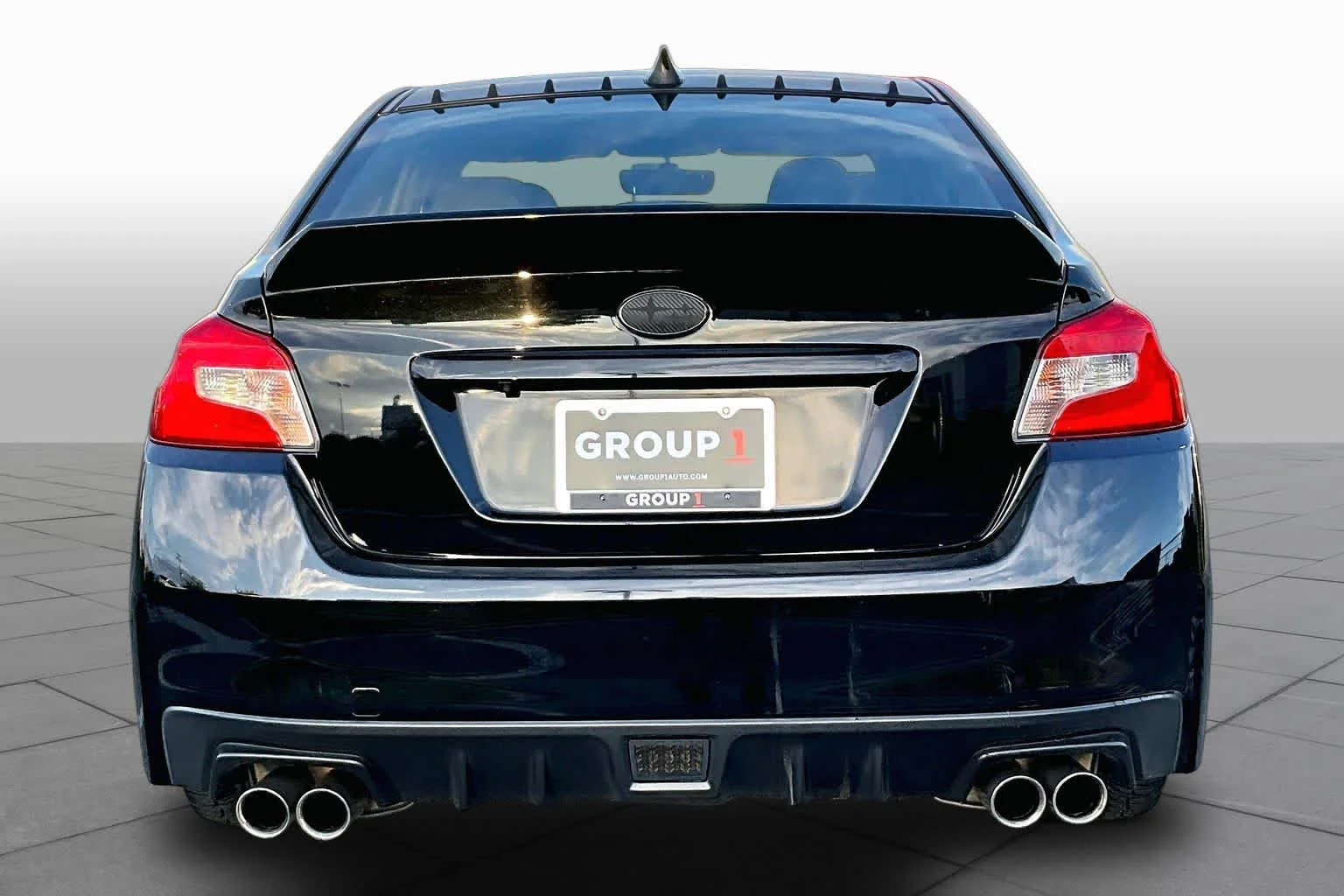 Used 2020 Crystal Black Silica Subaru Premium image 5